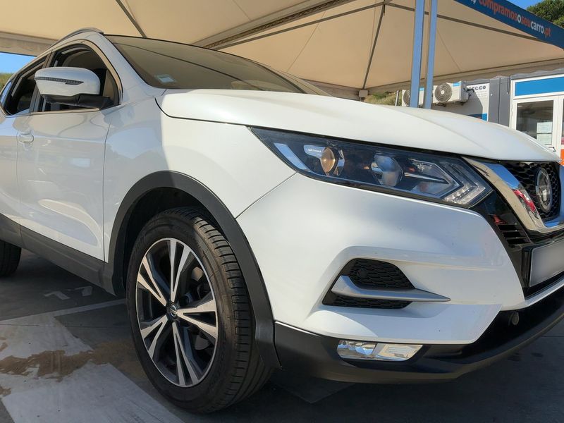 Nissan Qashqai 1.3 DIG-T N-Connecta — zdjęcie 8