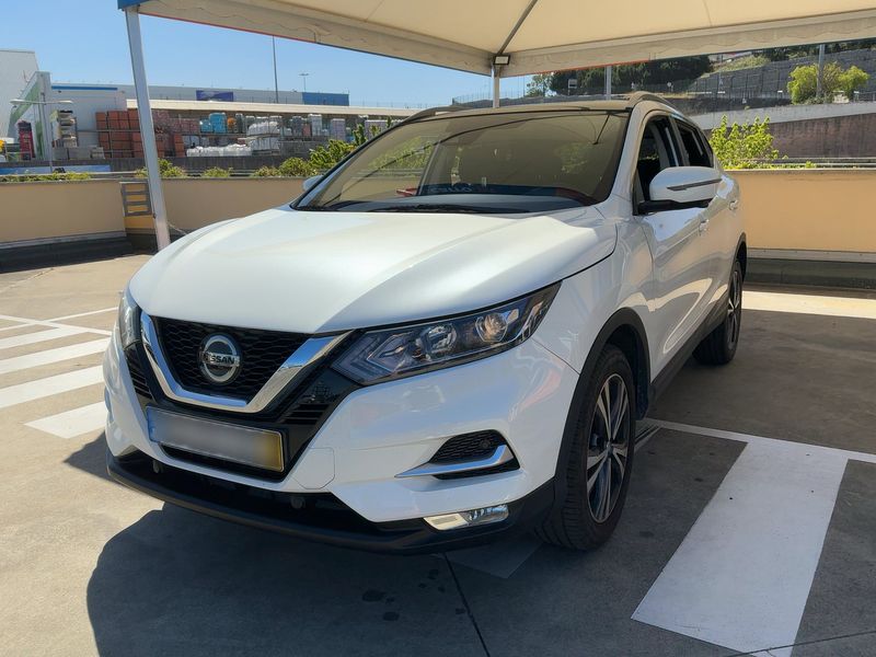 Nissan Qashqai 1.3 DIG-T N-Connecta — zdjęcie 1