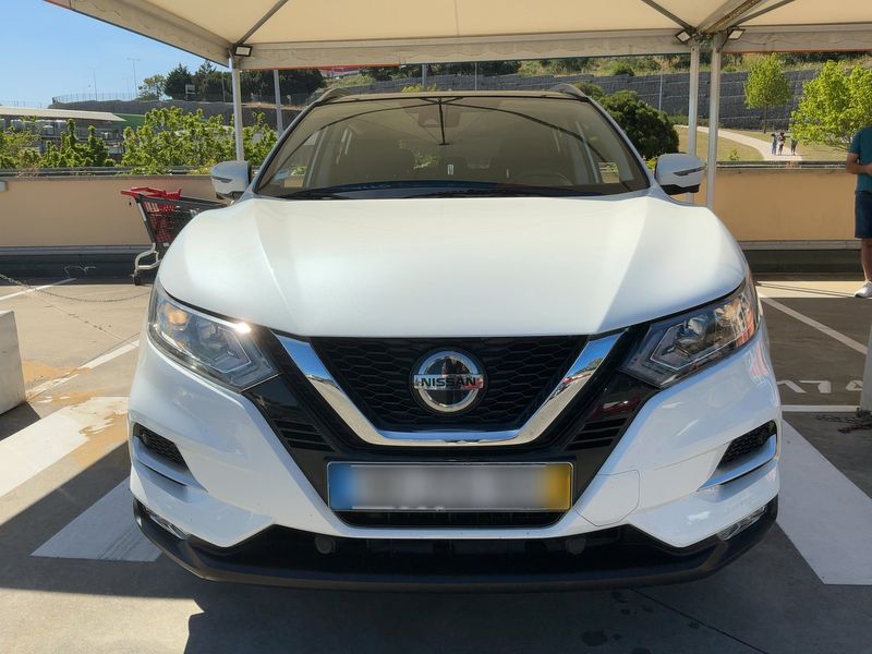 Nissan Qashqai 1.3 DIG-T N-Connecta — zdjęcie 9