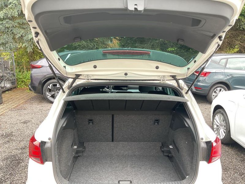 Seat Arona 1.0 TSI Xperience — zdjęcie 9
