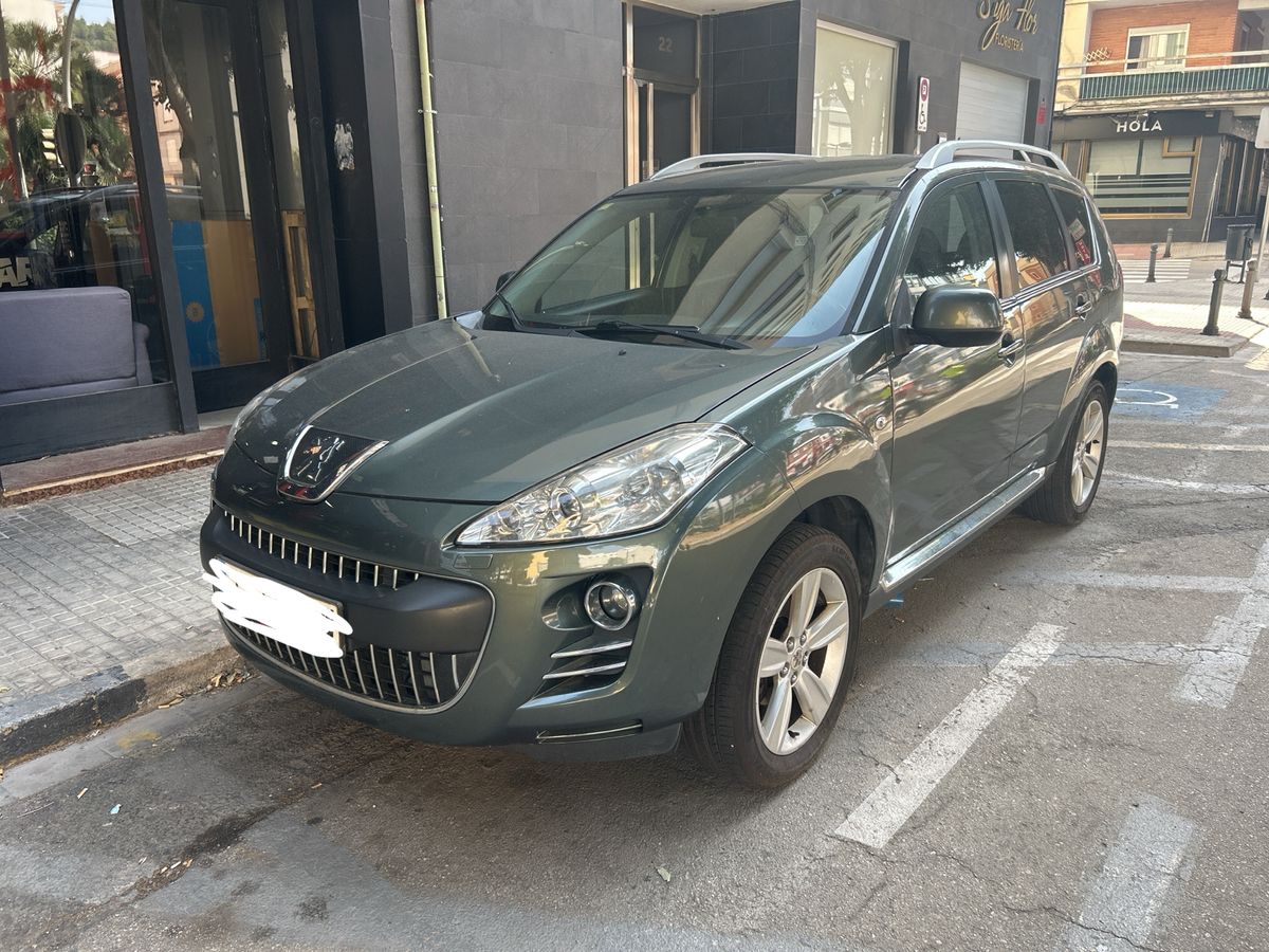 Peugeot 4007 2.2 HDi Sport