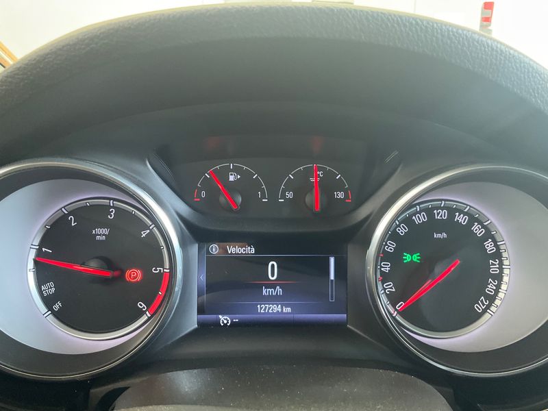 Opel Astra 1.6 CDTI Biturbo Innovation Start&Stop — zdjęcie 13