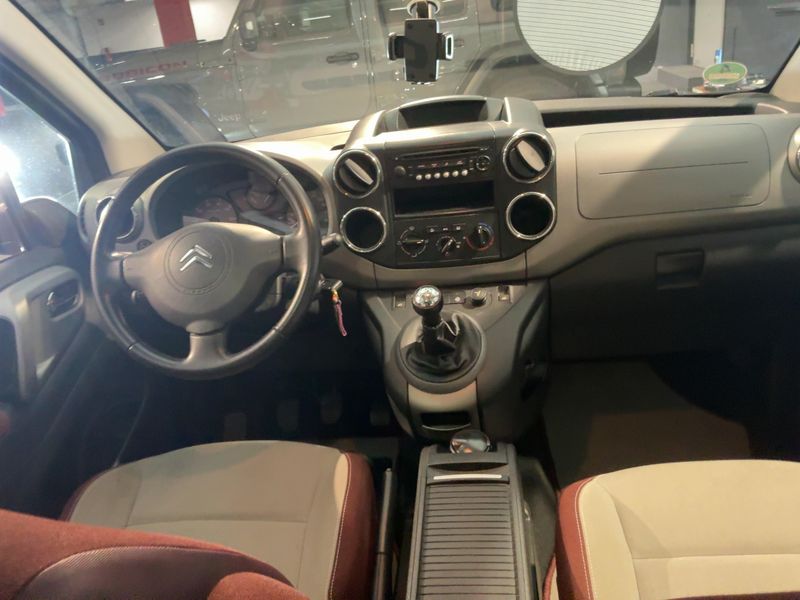 Citroen Berlingo 1.6 Silver Selection 2011 – снимка 18