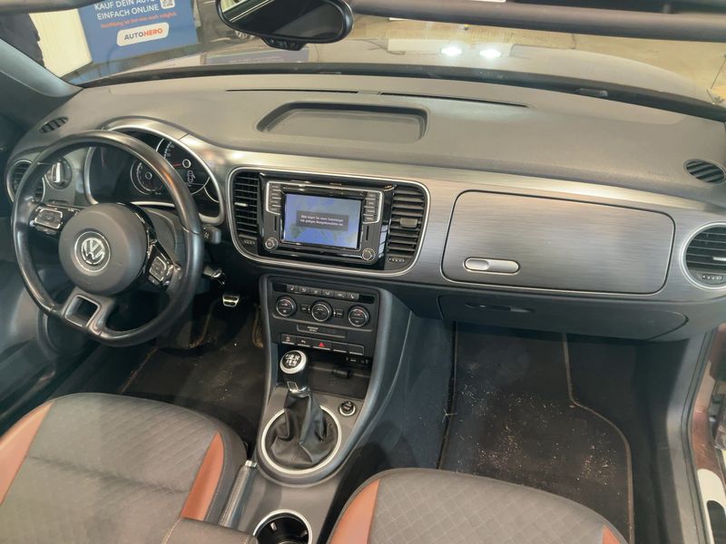 Volkswagen Beetle 1.2 TSI Allstar BlueMotion Tech — zdjęcie 12