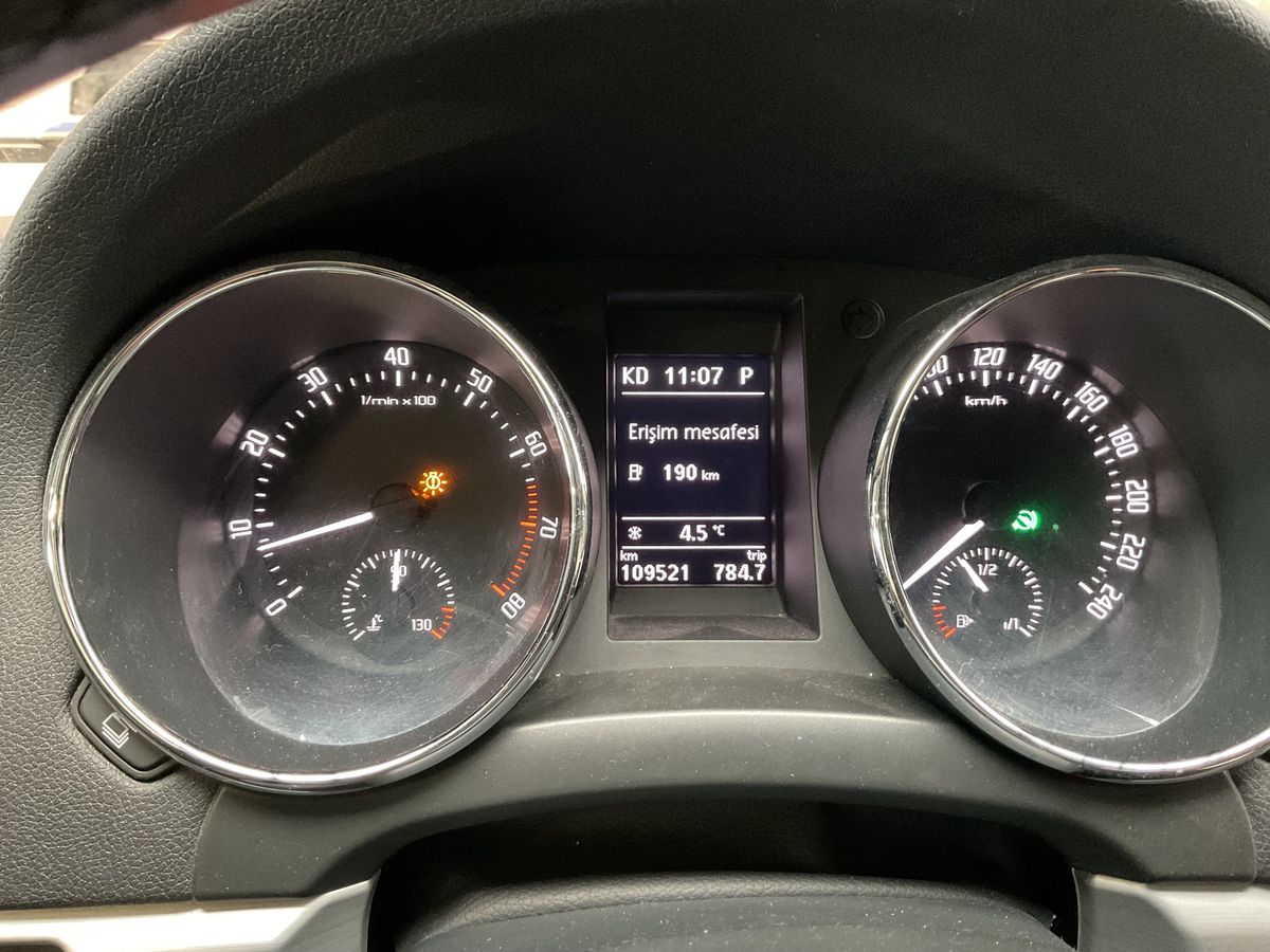 Skoda Yeti 2015 — photo 19