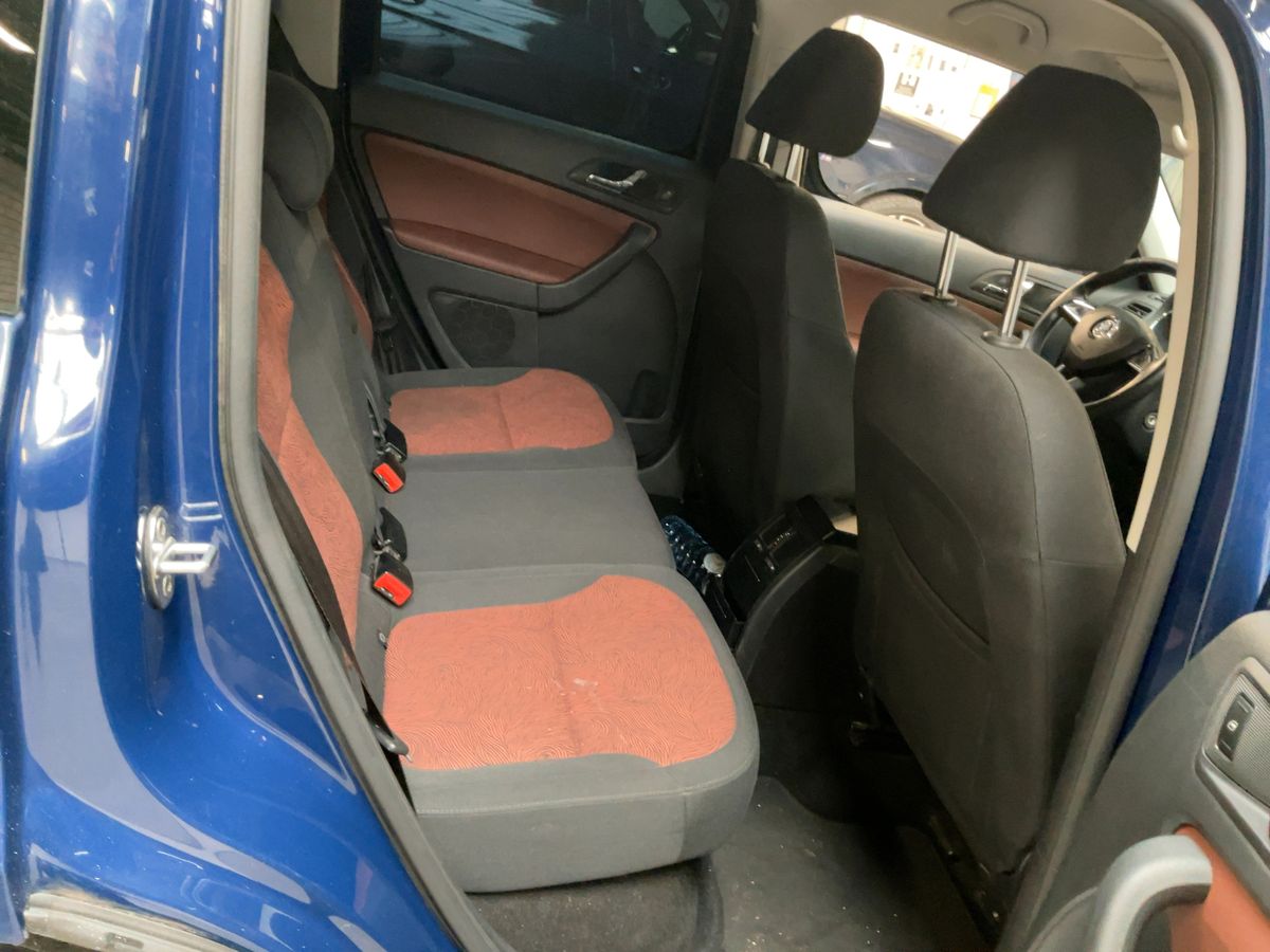 Skoda Yeti 2015 — photo 20
