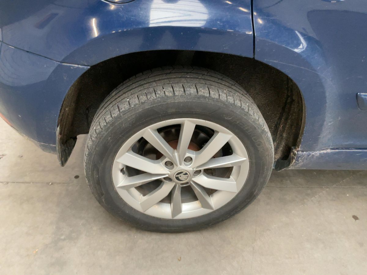 Skoda Yeti 2015 — photo 10