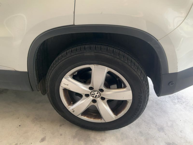 Volkswagen Tiguan 2.0 TDI Sport 4Motion BlueMotion Tech 2015 – снимка 5