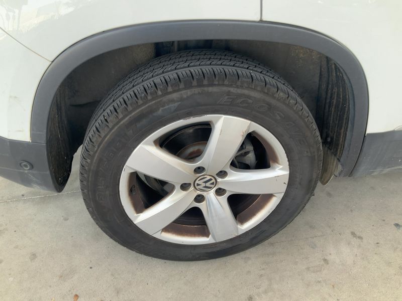 Volkswagen Tiguan 2.0 TDI Sport 4Motion BlueMotion Tech 2015 – снимка 9