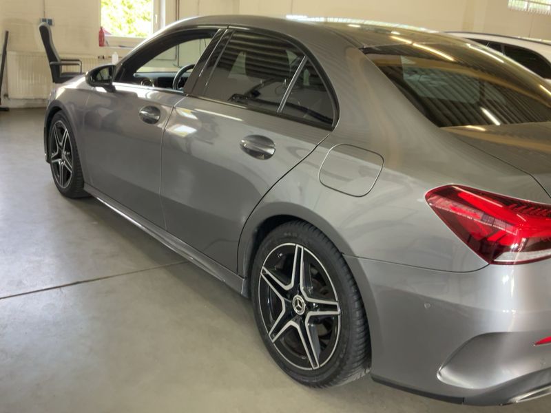 Mercedes-Benz A-Klasse Limousine A 180 AMG Line — zdjęcie 3
