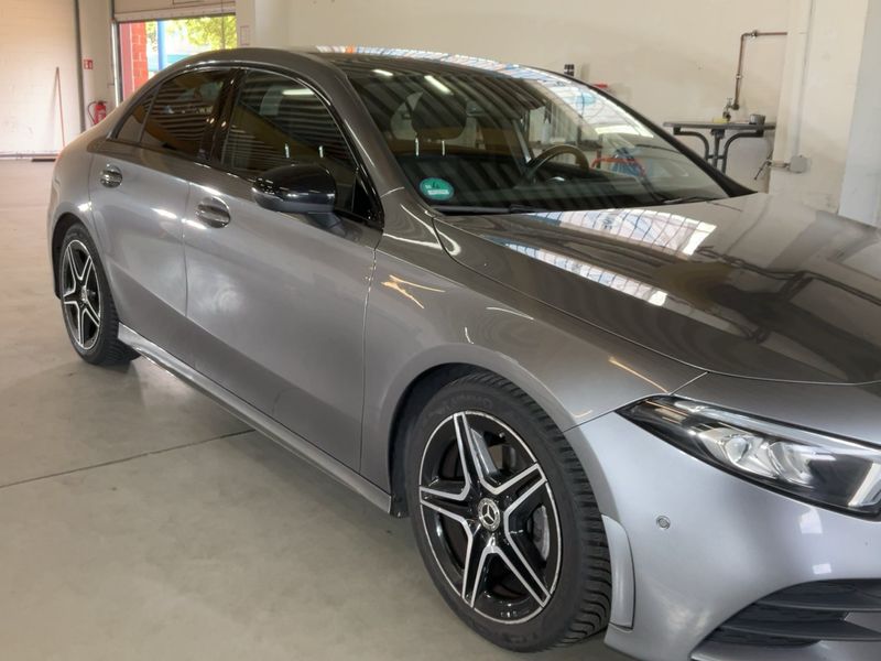 Mercedes-Benz A-Klasse Limousine A 180 AMG Line — zdjęcie 8