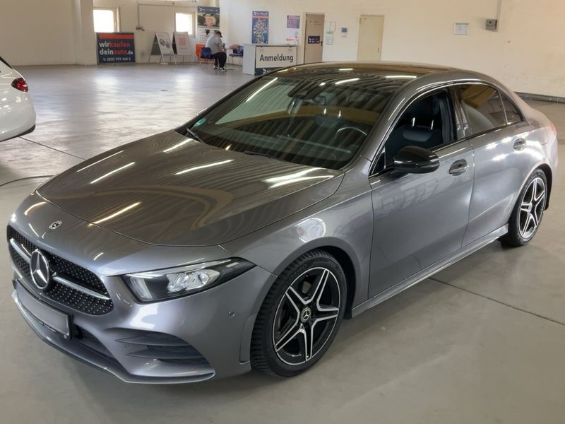 Mercedes-Benz A-Klasse Limousine A 180 AMG Line