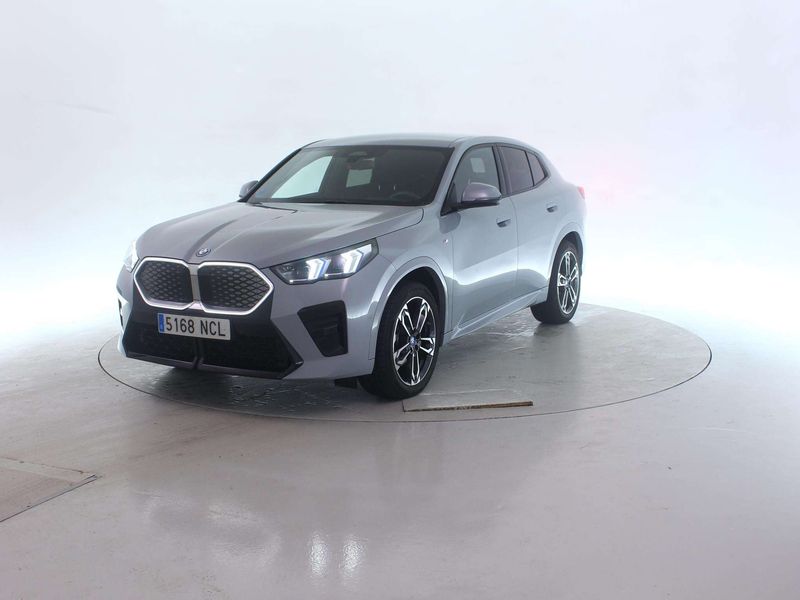 iX2 eDrive20 M Sport
