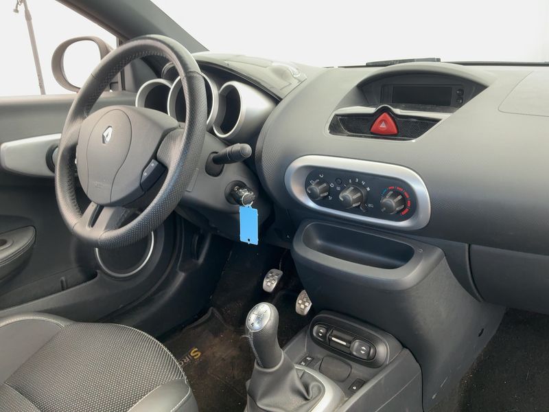 Renault Wind 1.2 TCe Dynamique — zdjęcie 12