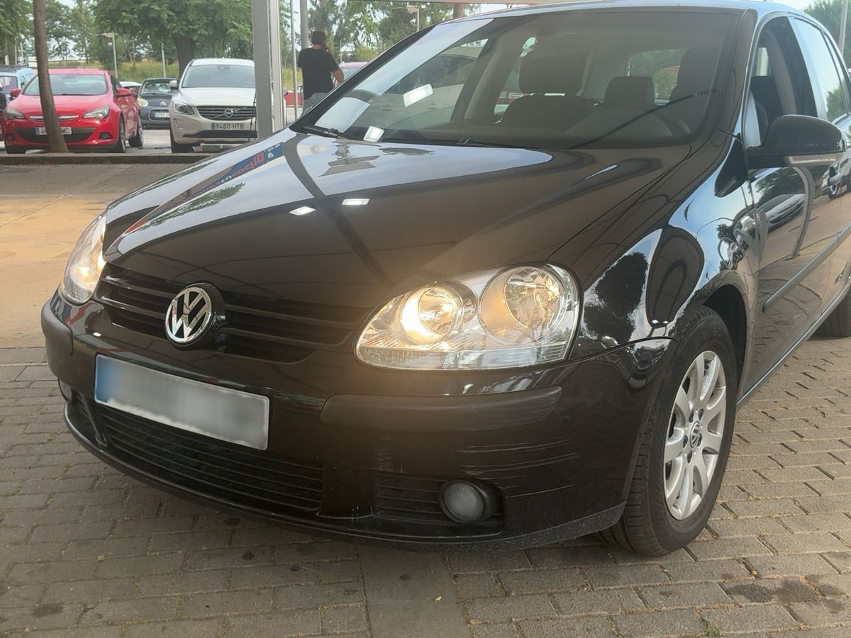 Volkswagen Golf 2004
