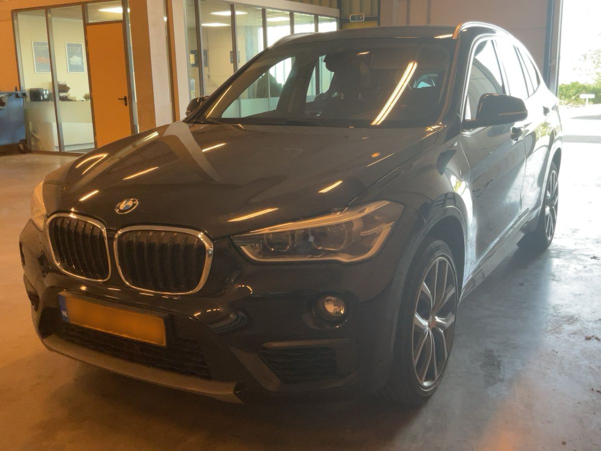 BMW X1 2016 — photo 1