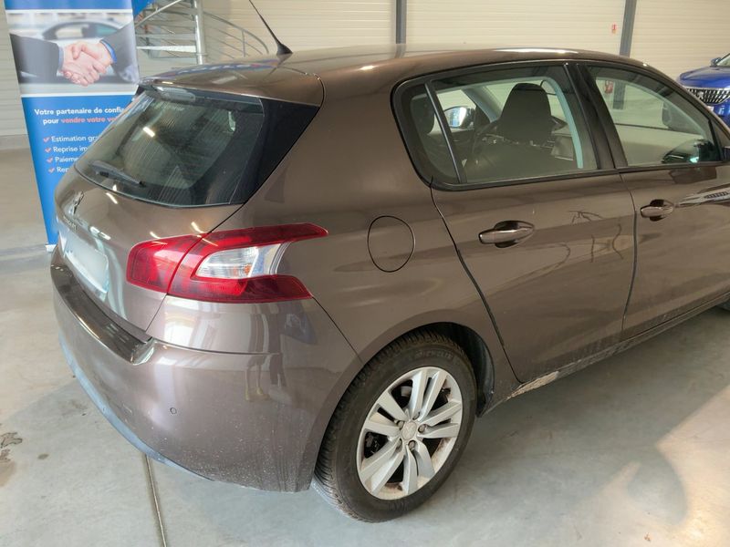 Peugeot 308 1.6 e-HDi Active 2014 – снимка 8