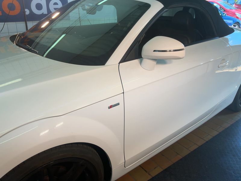 Audi TT 2.0 TFSI quattro Roadster — zdjęcie 4