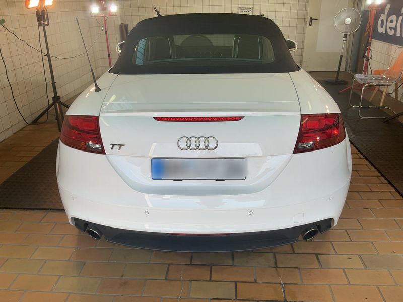 Audi TT 2.0 TFSI quattro Roadster — zdjęcie 5
