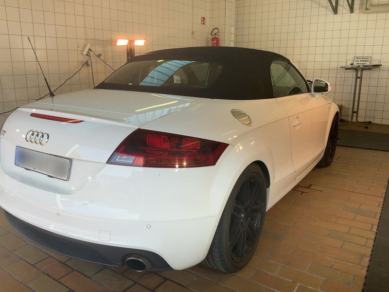 Audi TT 2.0 TFSI quattro Roadster — zdjęcie 6