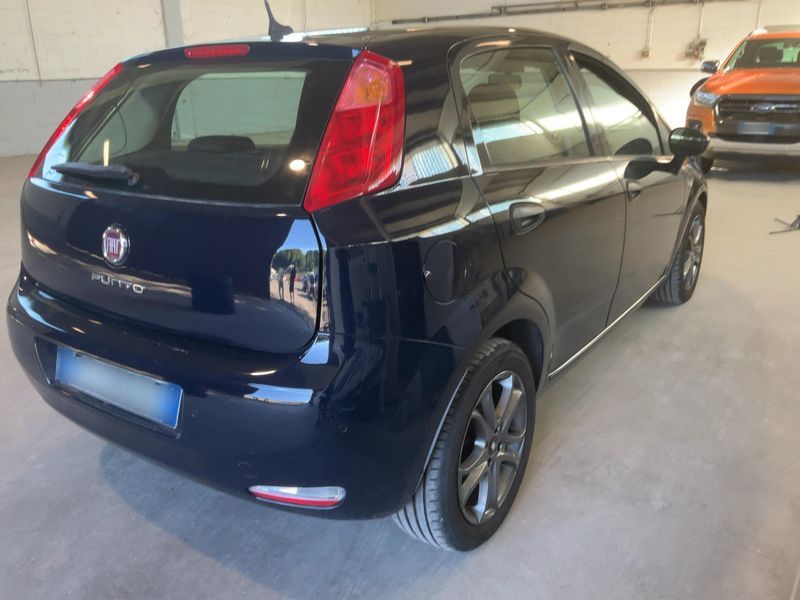 Fiat Punto 1.3 M-Jet Street — zdjęcie 6