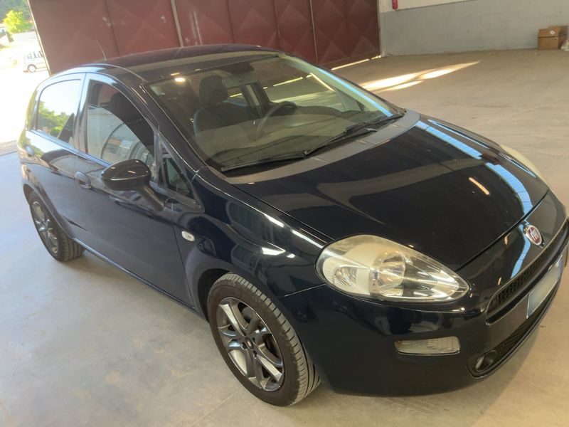 Fiat Punto 1.3 M-Jet Street — zdjęcie 8