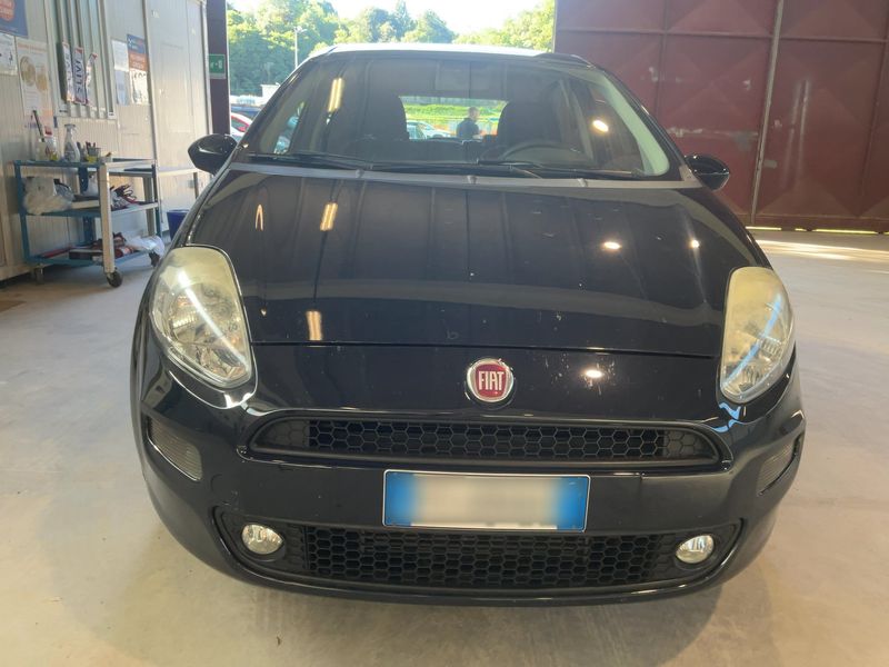 Fiat Punto 1.3 M-Jet Street — zdjęcie 9