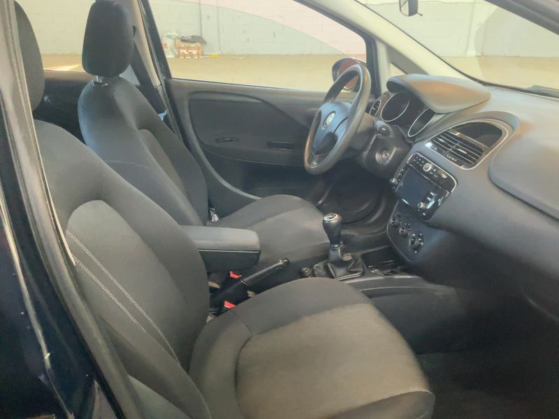 Fiat Punto 1.3 M-Jet Street — zdjęcie 11