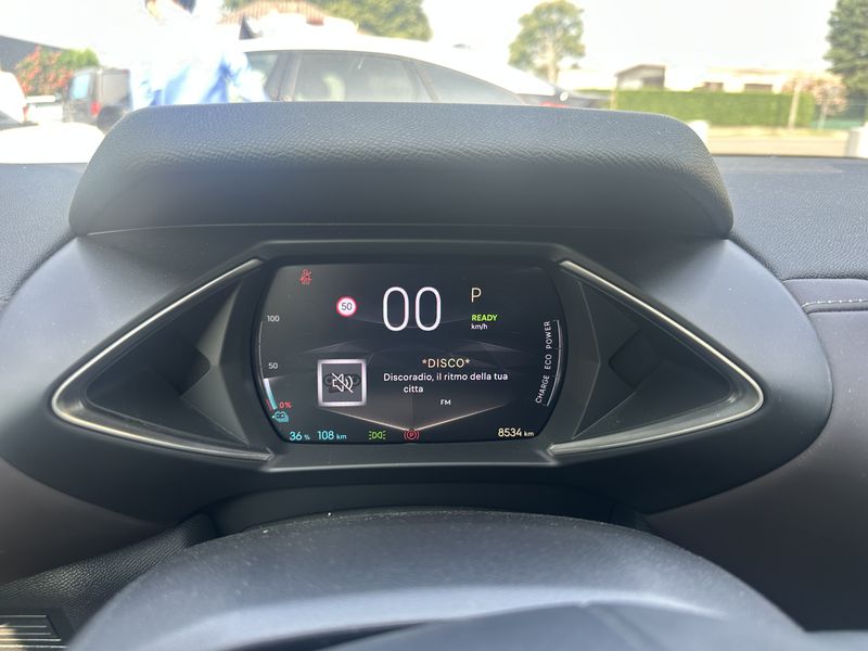 DS Automobiles DS3 electric drive 115 kW E-Tense Antoine de Saint Exupéry — zdjęcie 12