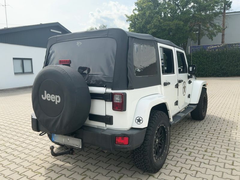 Jeep Wrangler Unlimited 2.8 CRD Sahara — zdjęcie 6