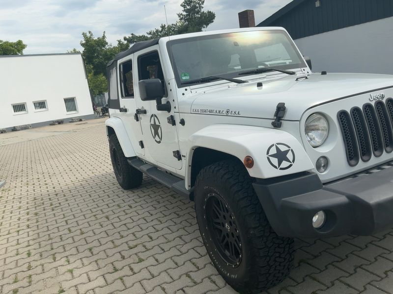 Jeep Wrangler Unlimited 2.8 CRD Sahara — zdjęcie 8