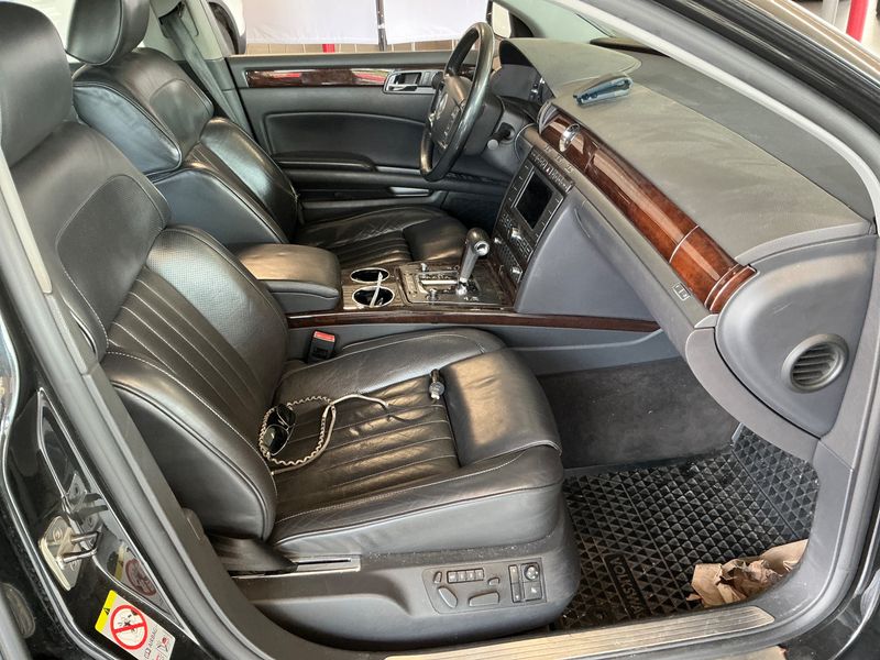 Volkswagen Phaeton 3.0 V6 TDI 4Motion — zdjęcie 3