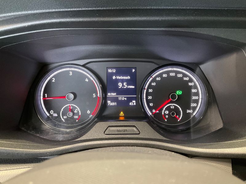 Volkswagen T6 California 2.0 TDI Beach Tour FWD — zdjęcie 13