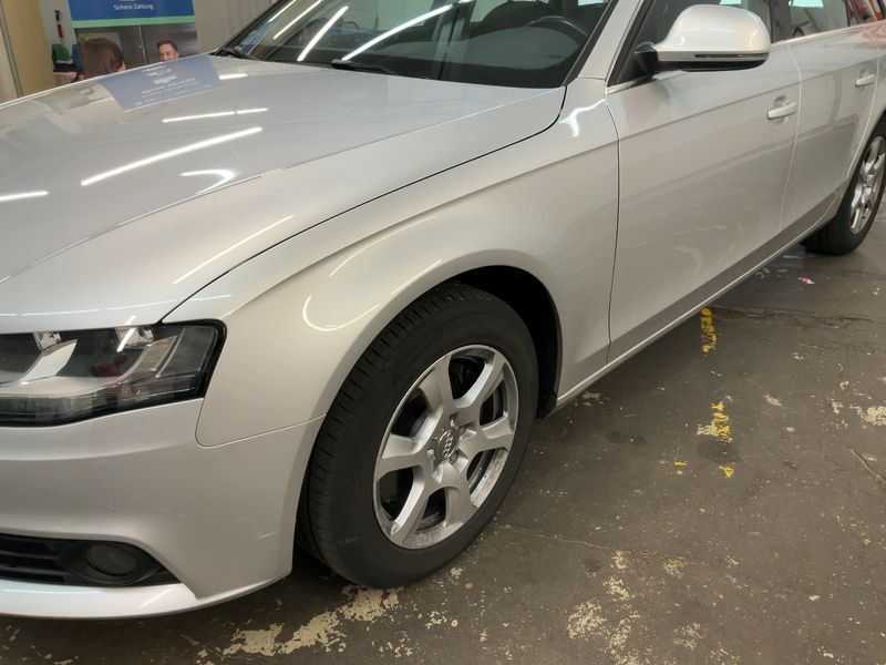 Audi A4 1.8 TFSI Attraction 2009 – снимка 2
