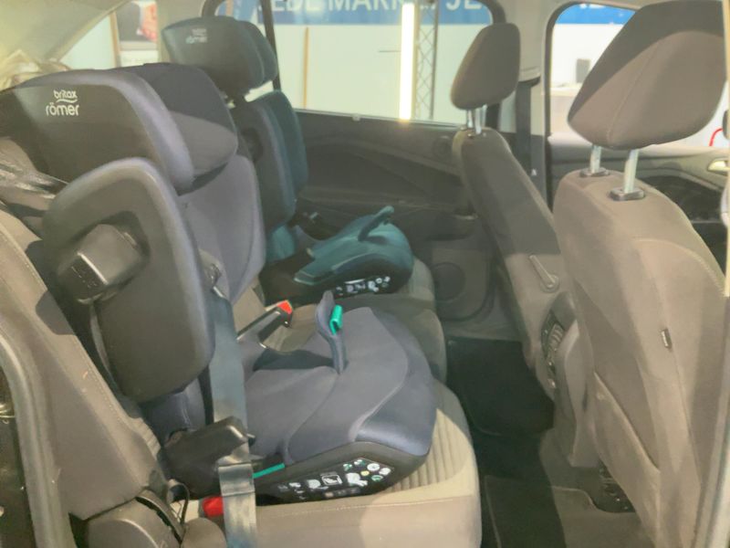 Ford Grand C-Max 1.0 EcoBoost Titanium — zdjęcie 14