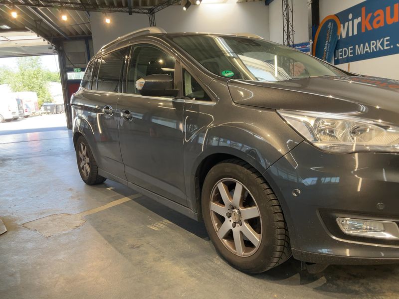 Ford Grand C-Max 1.0 EcoBoost Titanium — zdjęcie 8