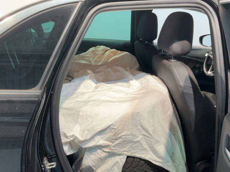 Opel Crossland X 1.6 CDTI DPF INNOVATION — zdjęcie 14