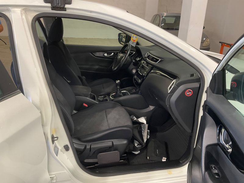 Nissan Qashqai 1.5 Turbodiesel Acenta — zdjęcie 11