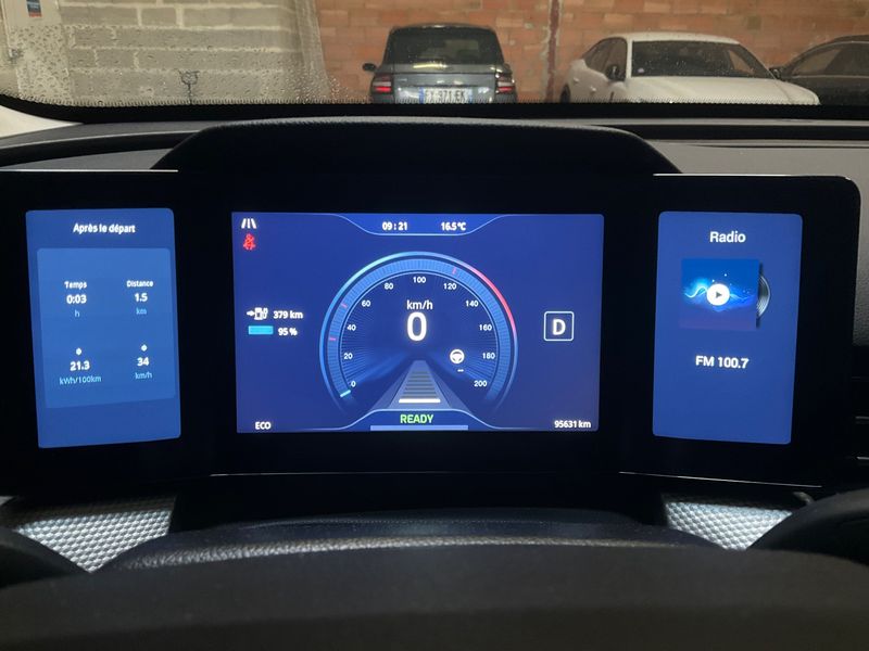Aiways U5 electric drive 150 kW Premium — zdjęcie 13