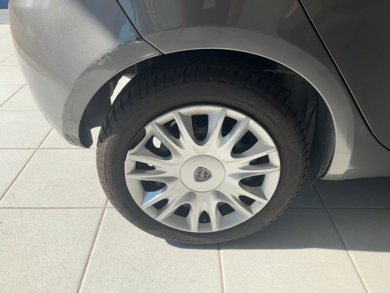 Lancia Ypsilon 1.2 Silver 2014 – снимка 9