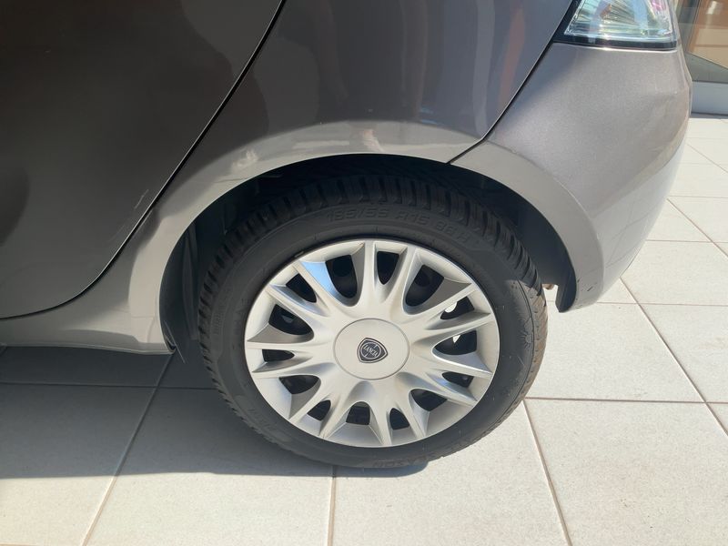 Lancia Ypsilon 1.2 Silver 2014 – снимка 5
