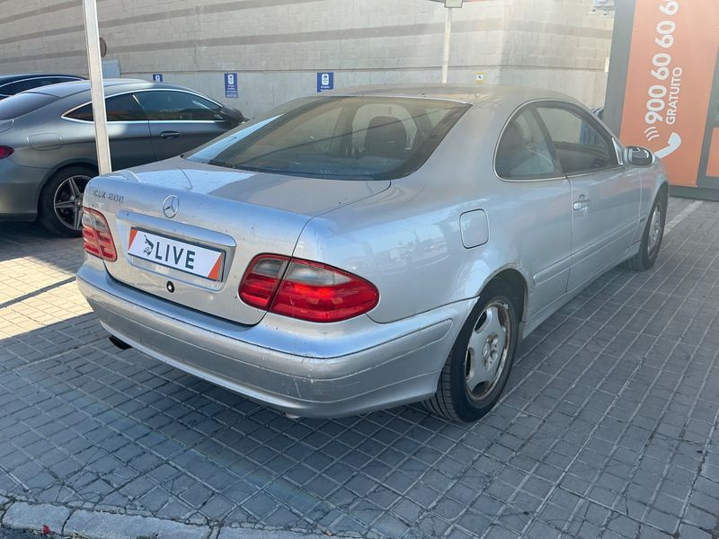 Mercedes-Benz CLK-Klasse CLK 200 Elegance 1999 – снимка 2