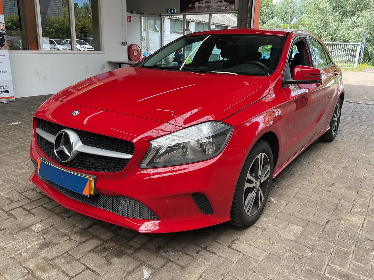 Mercedes-Benz A-Klasse 2017 — photo 1
