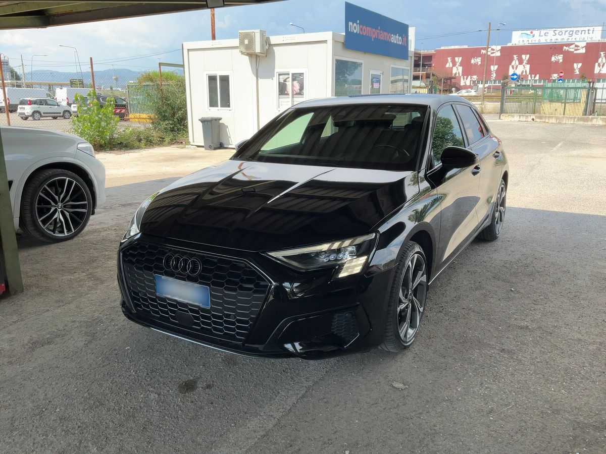 Audi A3 2022 — photo 1