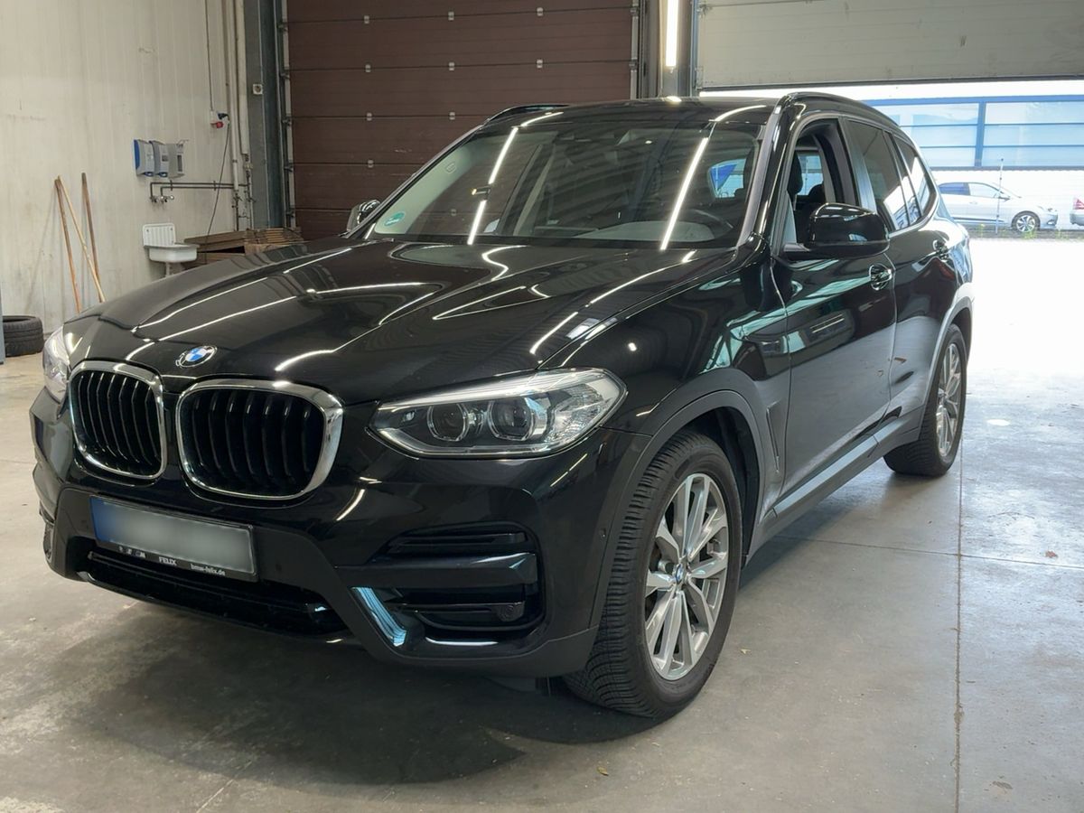 BMW X3 2018 — photo 1