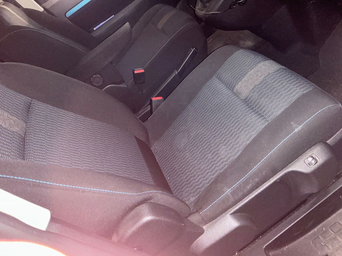 Peugeot Expert 2019 — photo 31