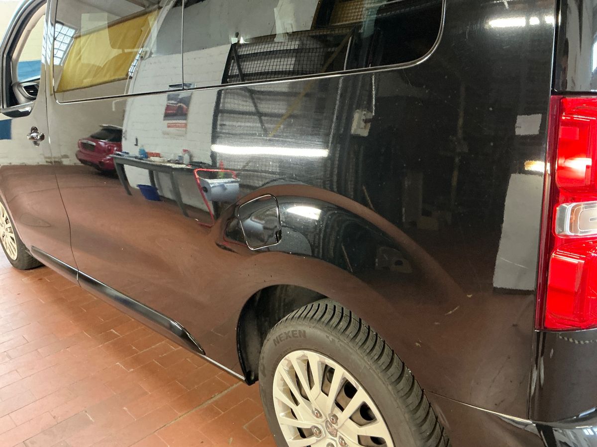 Peugeot Expert 2019 — photo 32