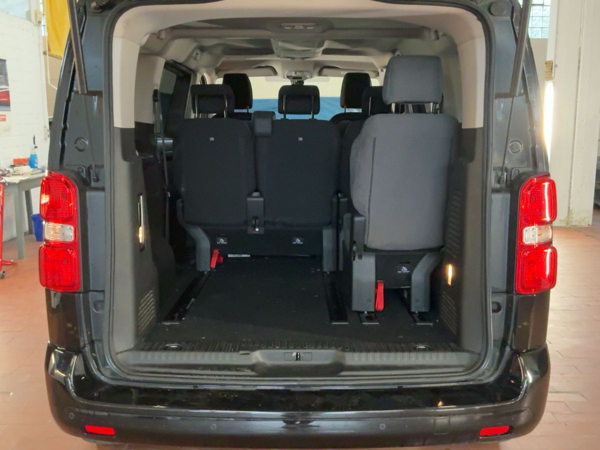 Peugeot Expert 2019 — photo 16