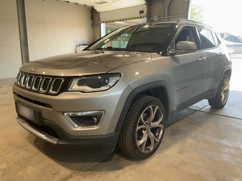 Jeep Compass 2.0 M-Jet Limited 4WD — zdjęcie 1