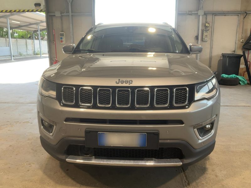 Jeep Compass 2.0 M-Jet Limited 4WD — zdjęcie 9
